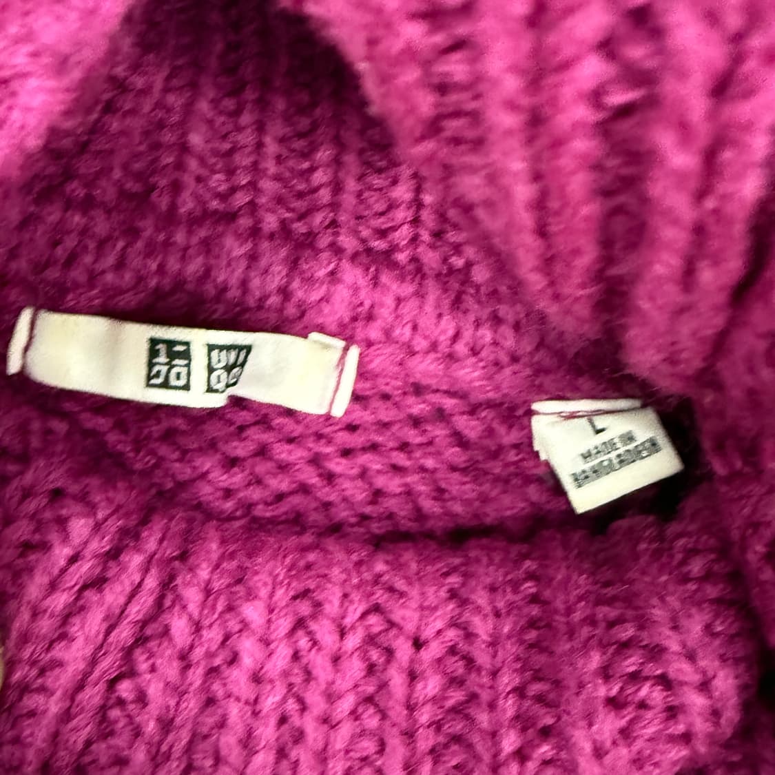 유니클로 5부 소매 터틀넥 스웨터 상품이미지5