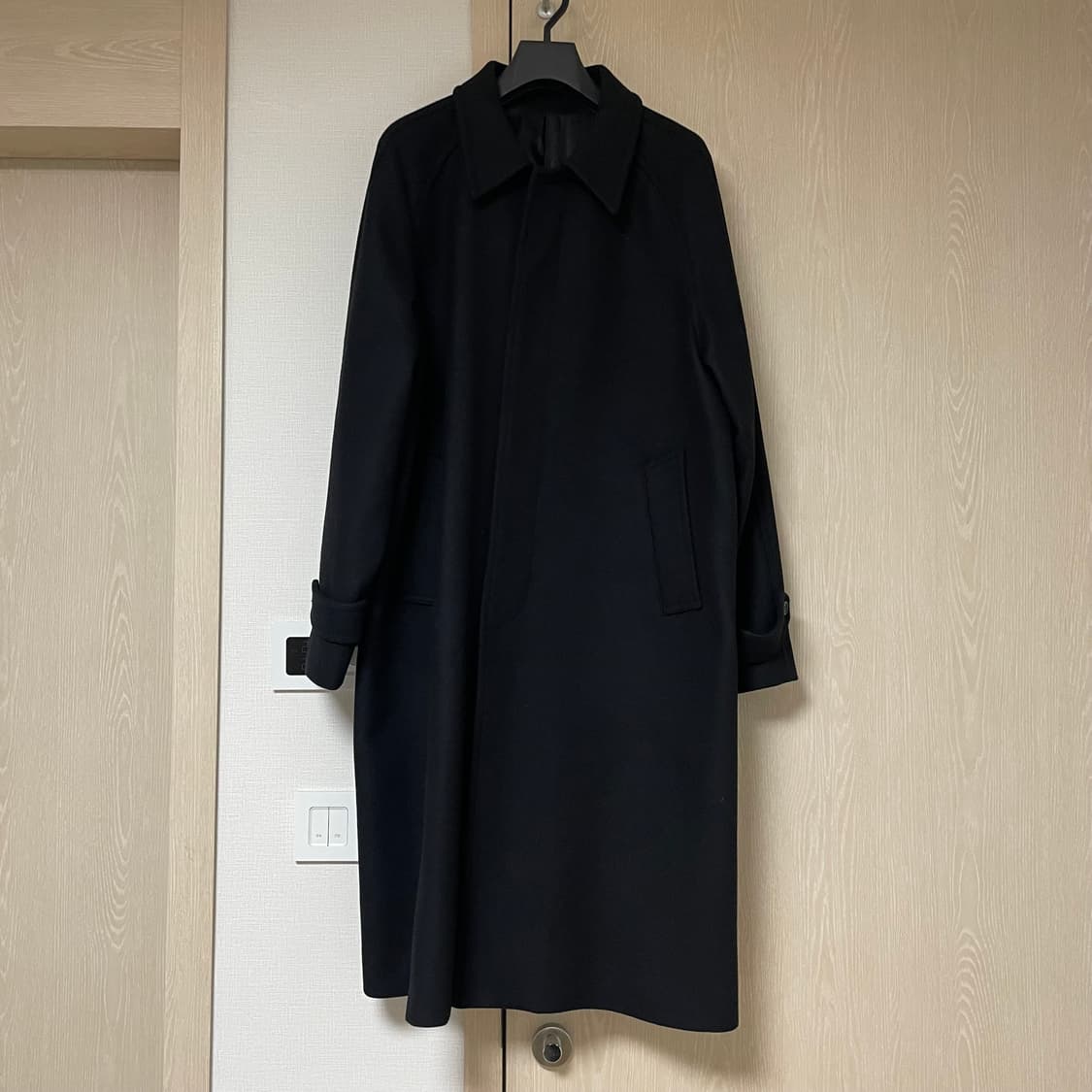 유스 22FW Mac Coat Black 상품이미지1