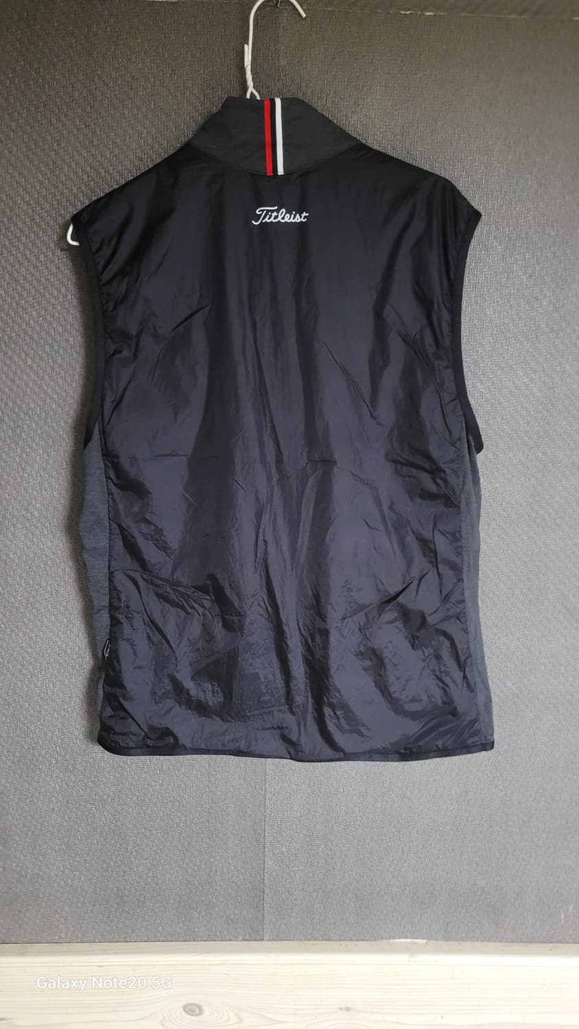 타이틀리스트 패딩조끼 상품이미지2