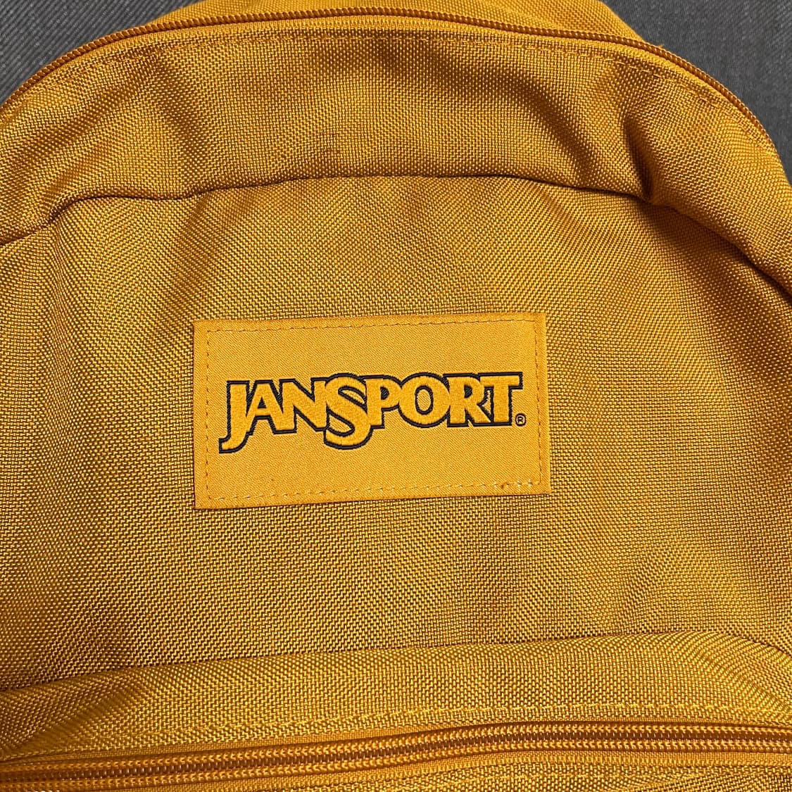 잔스포츠 머스타드 색상 백팩 Jansport 상품이미지4