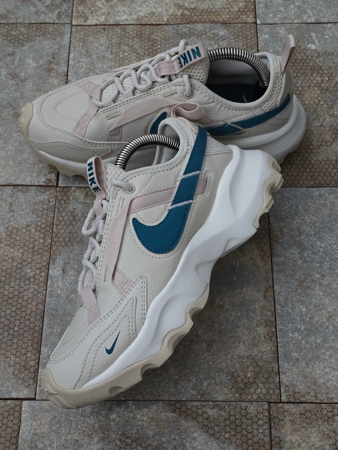 (240)나이키 tc 7900 라이트 오어우드 브라운 상품이미지3