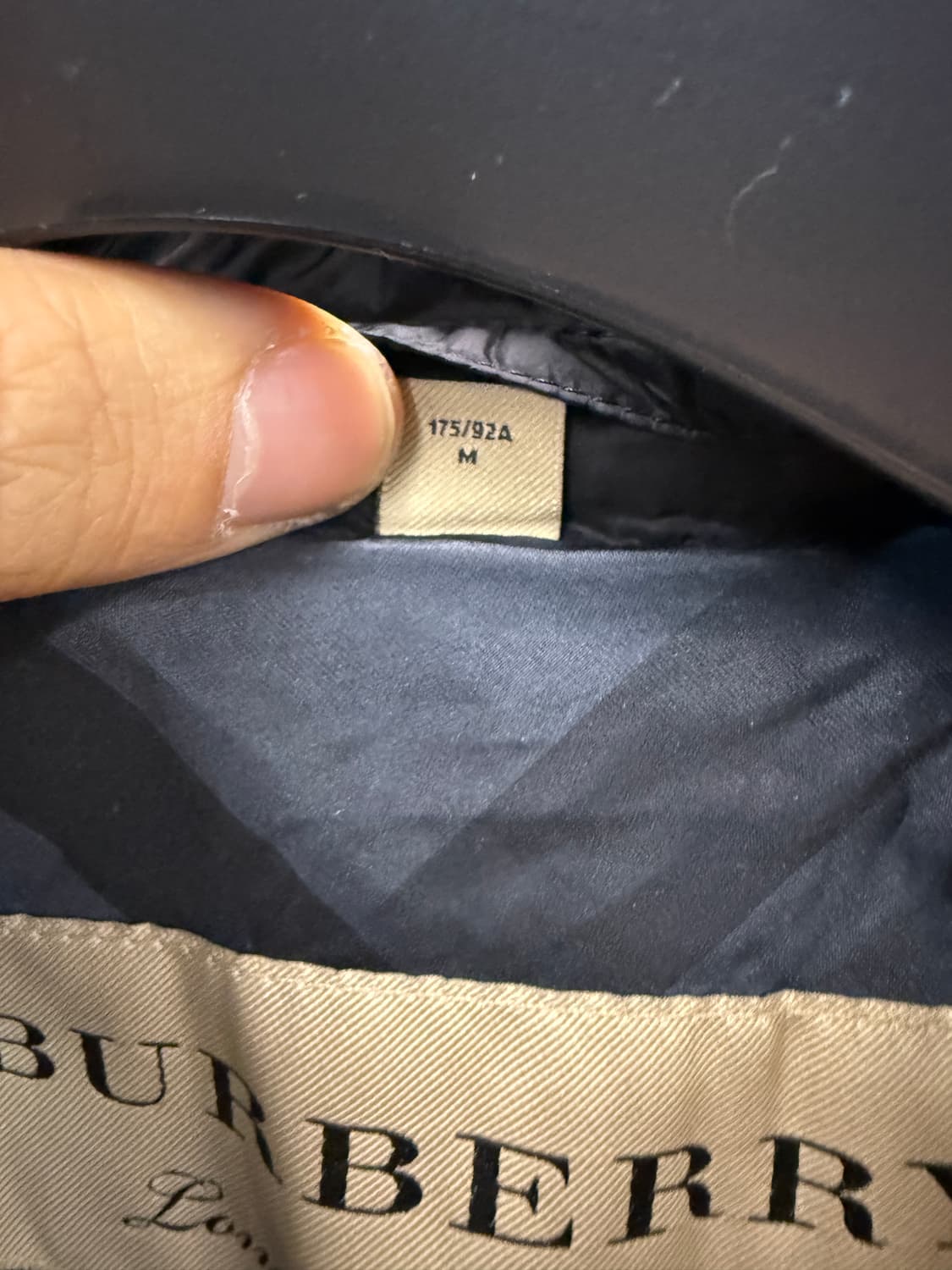 버버리 정품 애쉬무어 여성 구스다운 패딩 M 블랙 상품이미지5