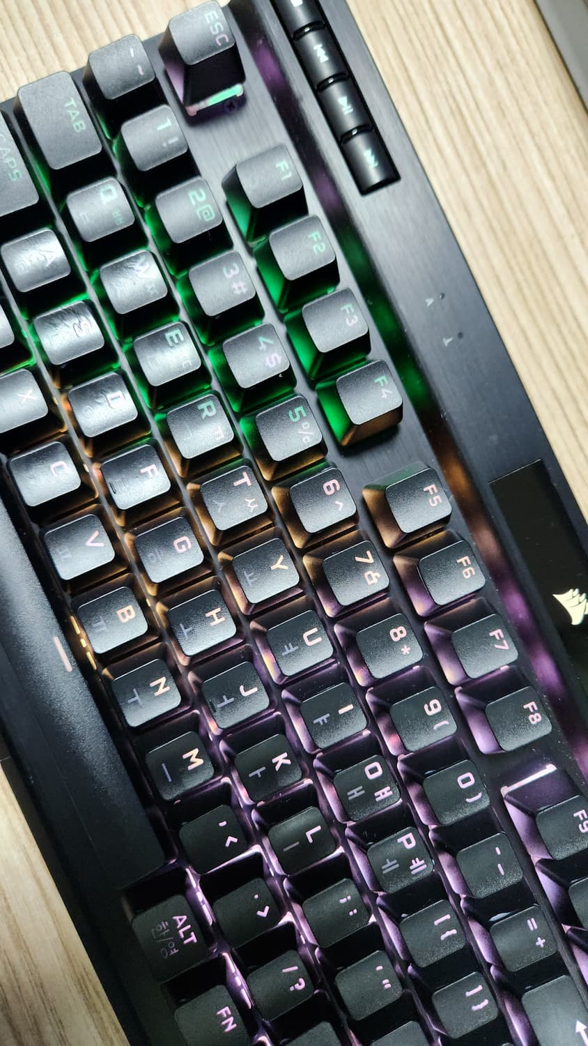 # 커세어 K70 RGB TKL 기계식 게이밍 유선 텐키리스 키보드 상품이미지4
