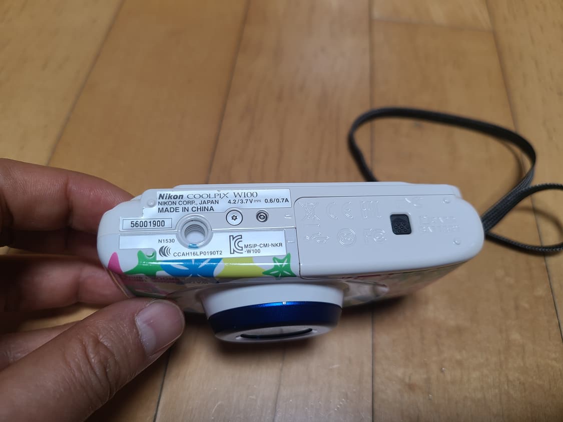 니콘 쿨픽스 w100 방수 카메라 sd카드 포함 상품이미지8
