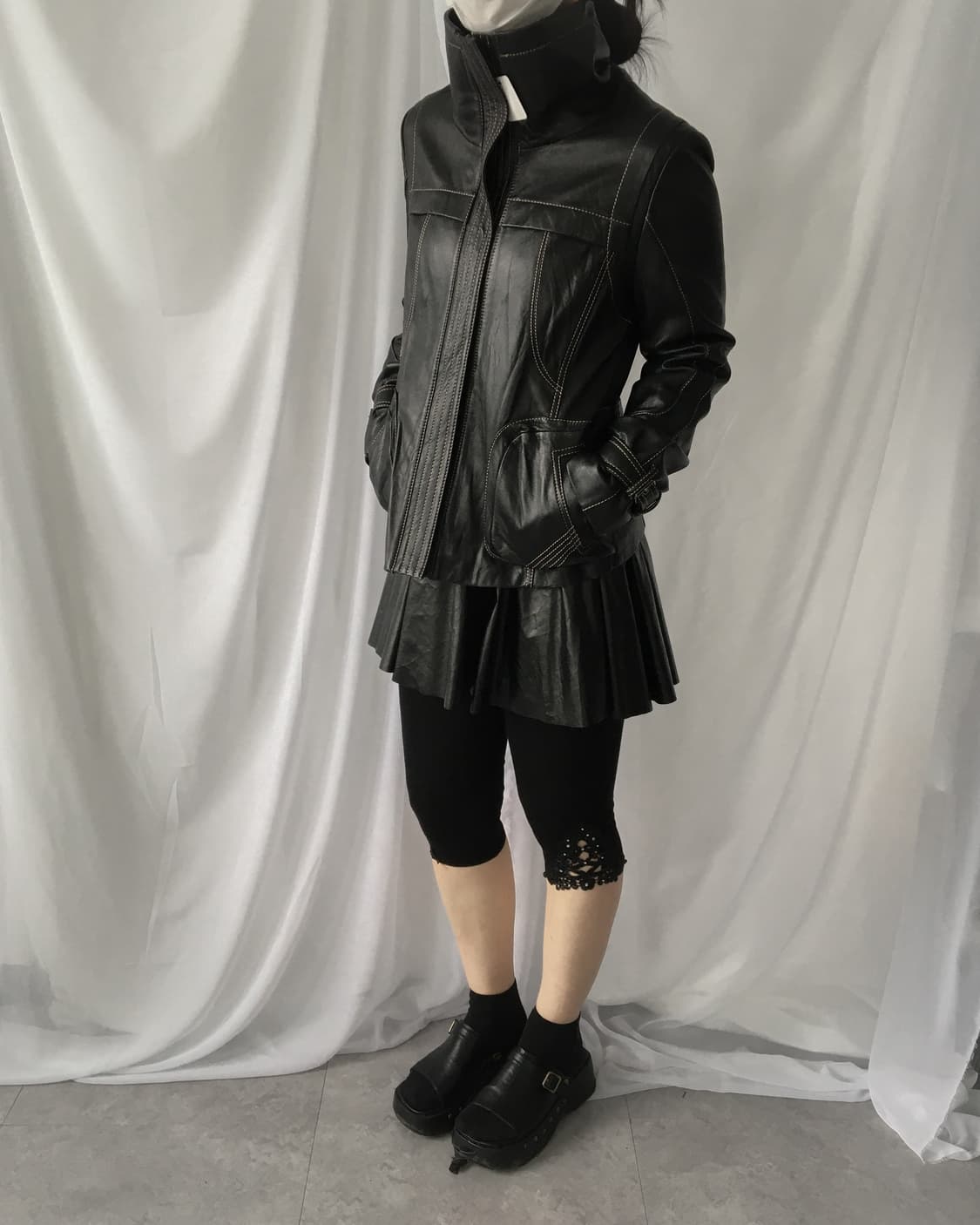 Stitch point high neck leather jacketSti 상품이미지1
