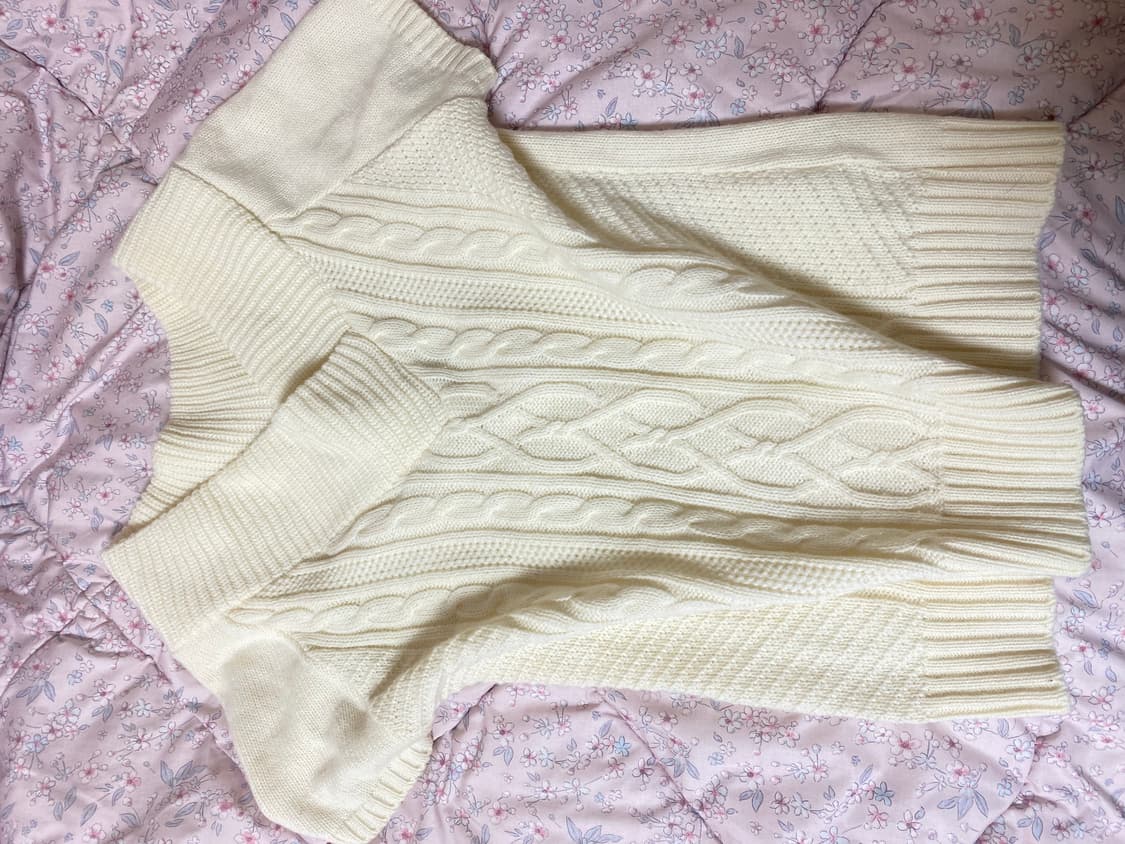 러블리 니트반팔 오프숄더 상품이미지1