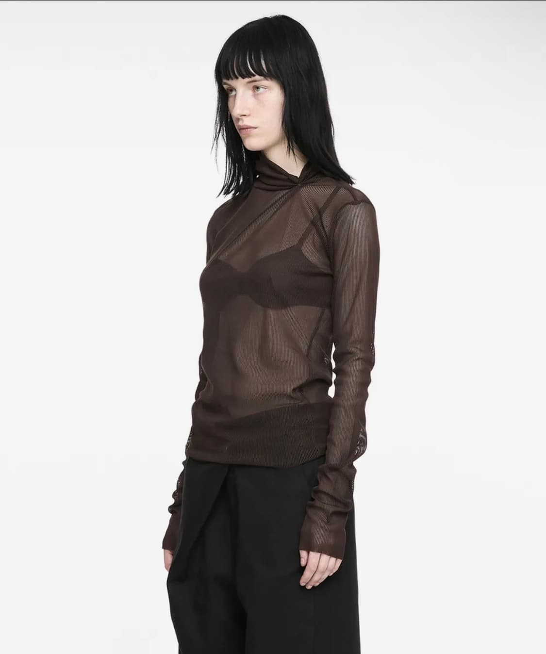 나체 PULLED NECK LONG SLEEVE BROWN 상품이미지1
