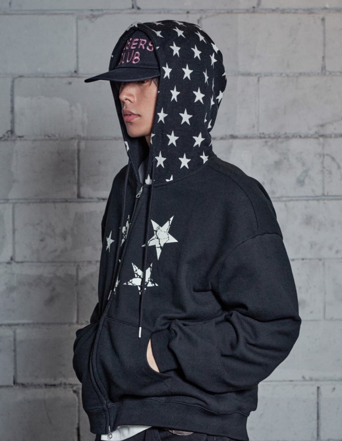 루저스클럽 스타 그래픽 투웨이 후드 집업 블랙 상품이미지3