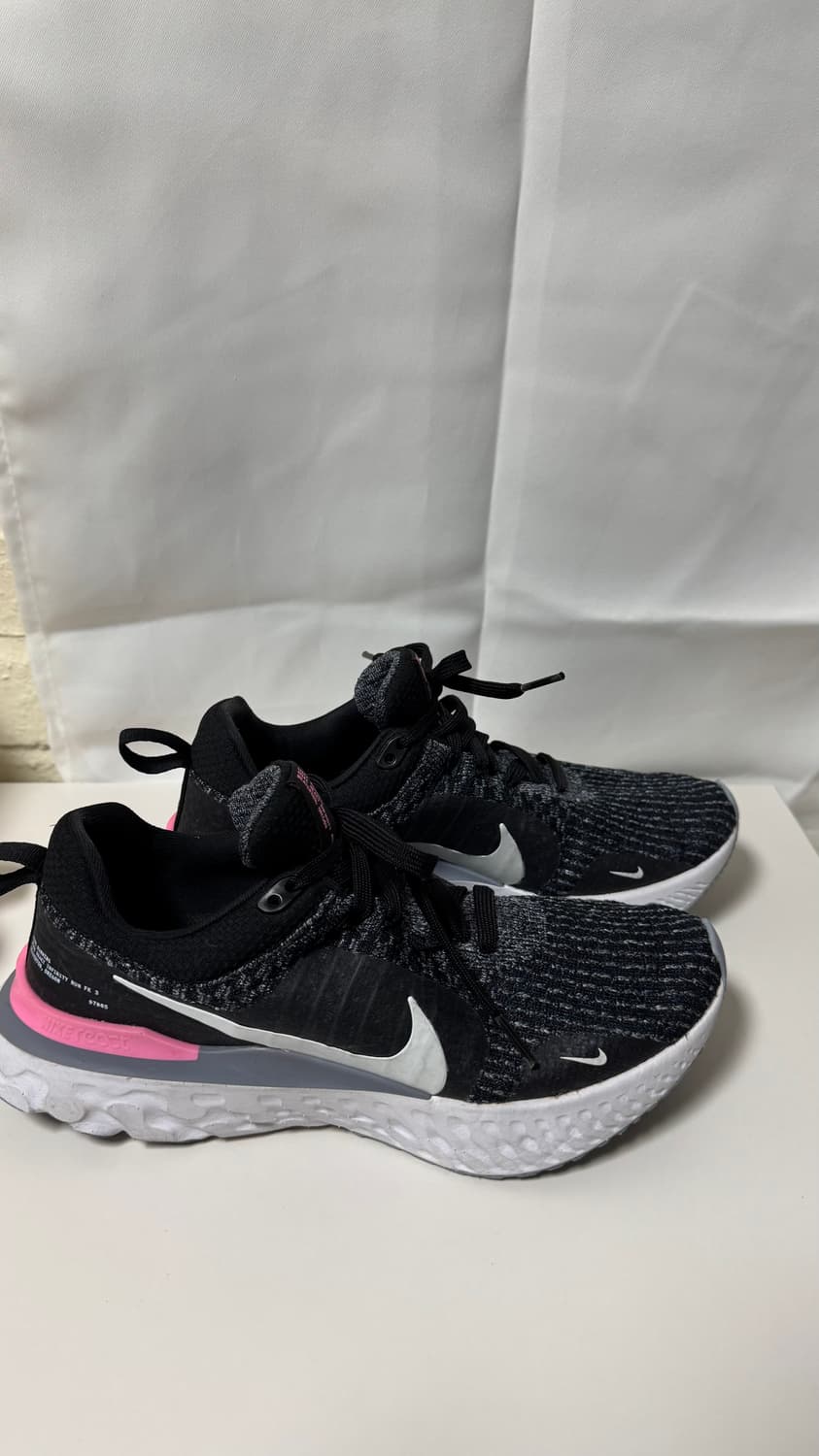 나이키 리액트 인피니티 런 플라이니트 3 블랙 풋볼 그레이 260사이즈 상품이미지3