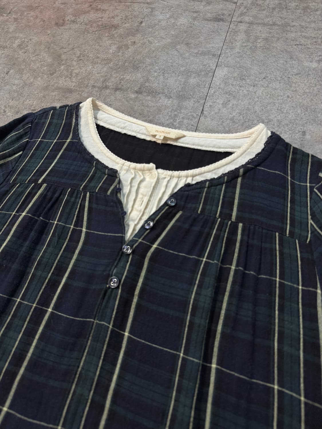 버튼 레이어드 넥 체크 패턴미니 원피스 상품이미지9