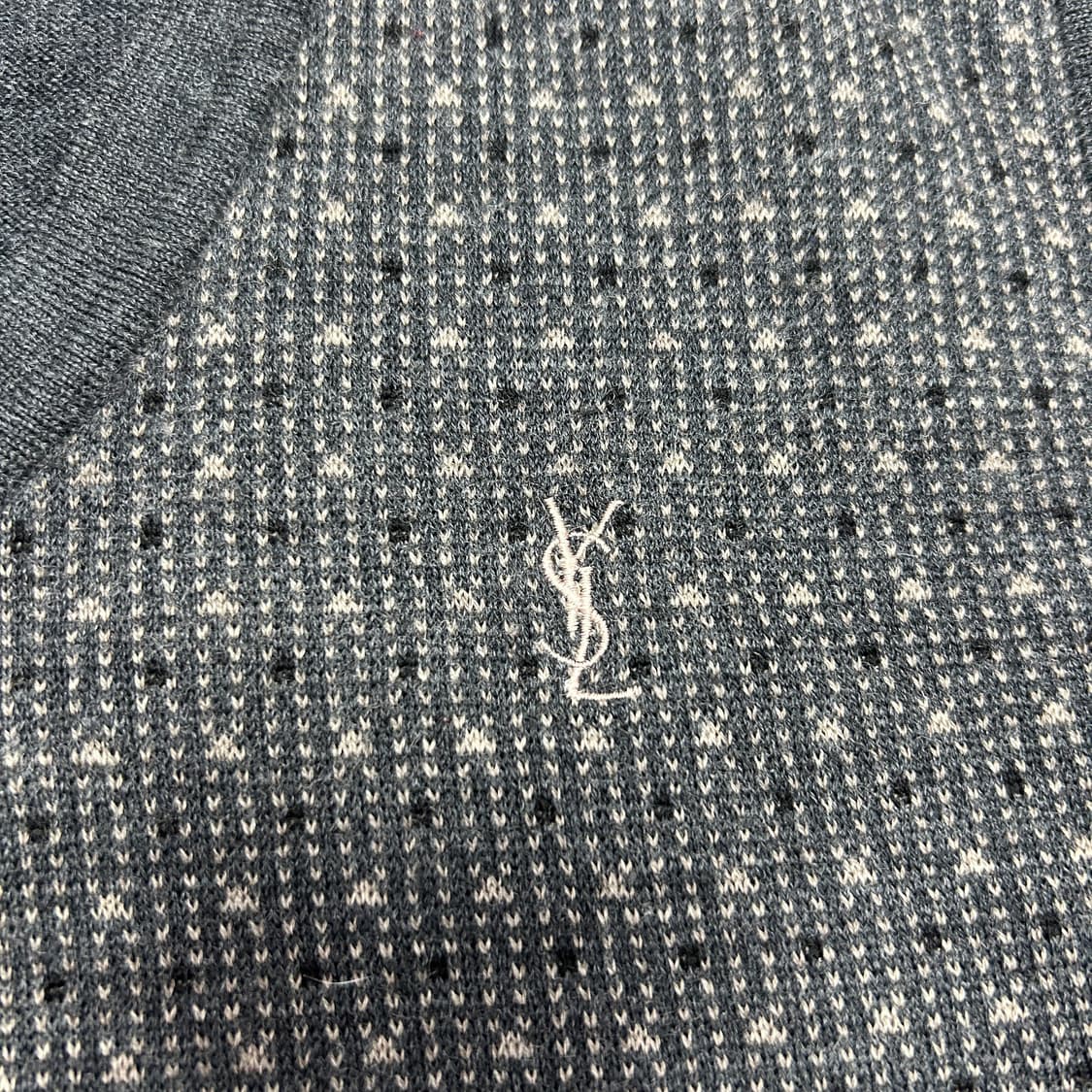 입생로랑 자수로고 패턴 울 니트조끼(100) 상품이미지4