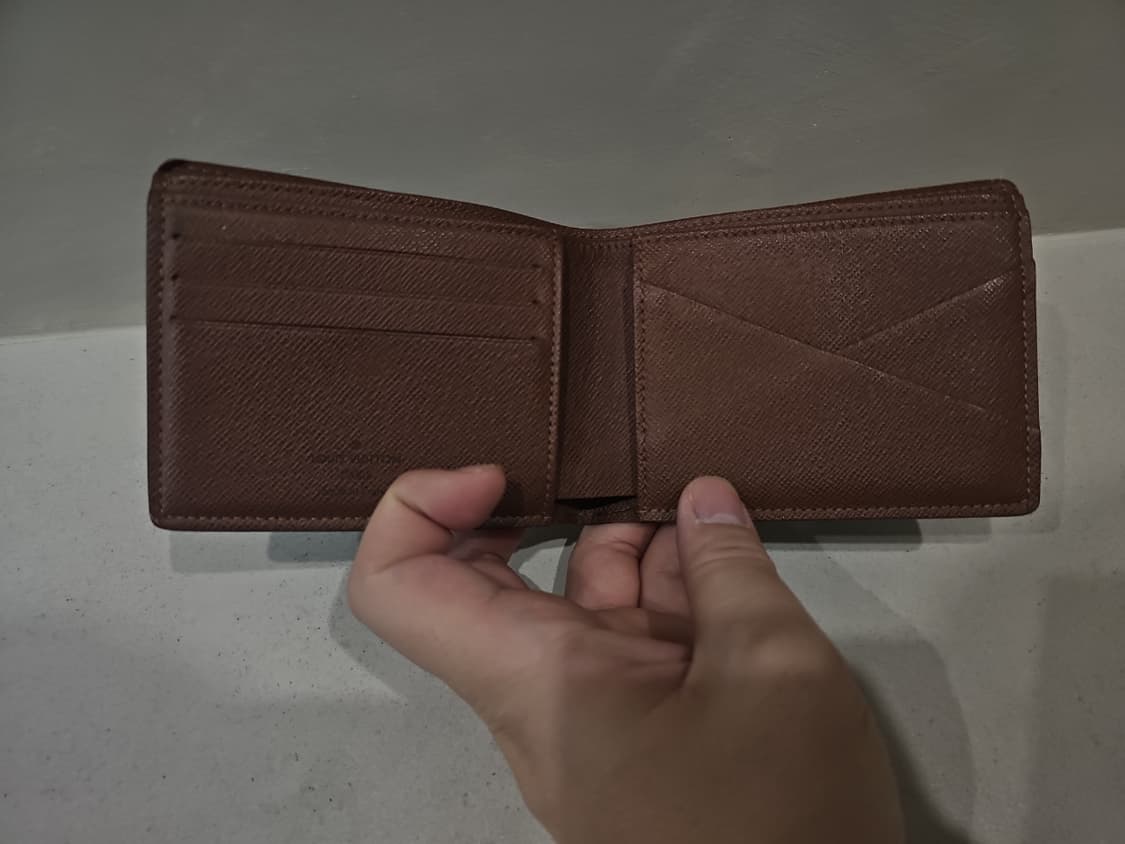 루이비통 정품 모노그램 이클립스 반지갑 팝니다 상품이미지2