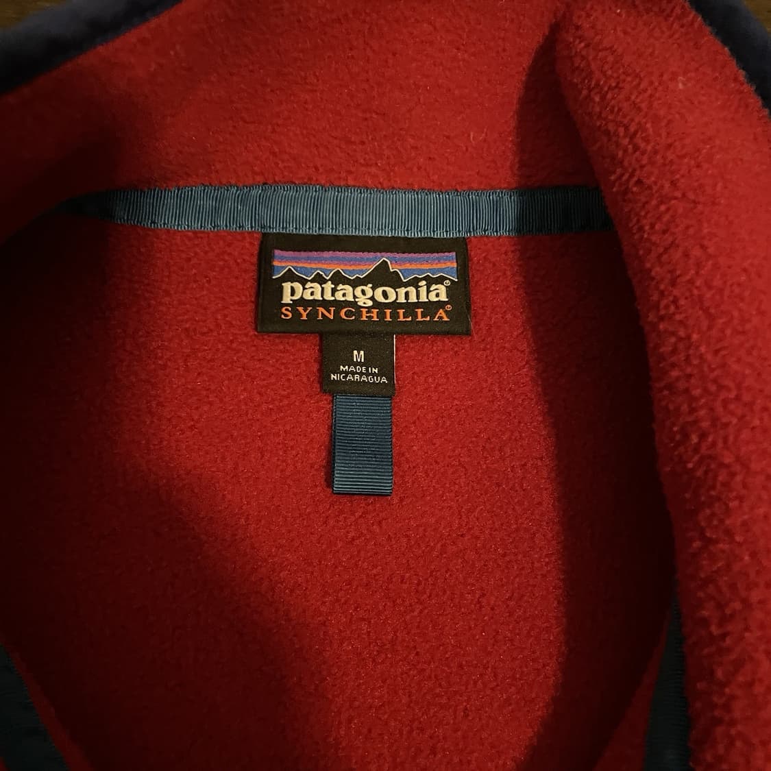 20s 파타고니아 신칠라 스냅-T 레드/네이비 상품이미지4