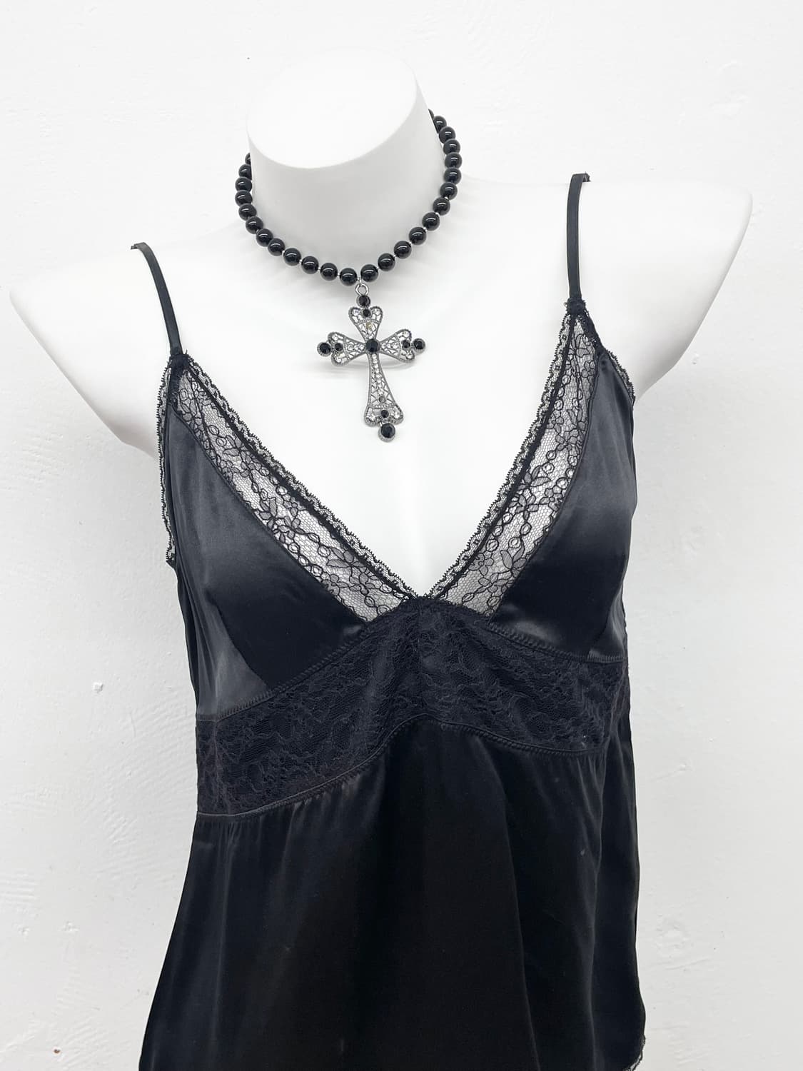 쟈딕앤볼테르 블랙 새틴 레이스 슬립 상품이미지2