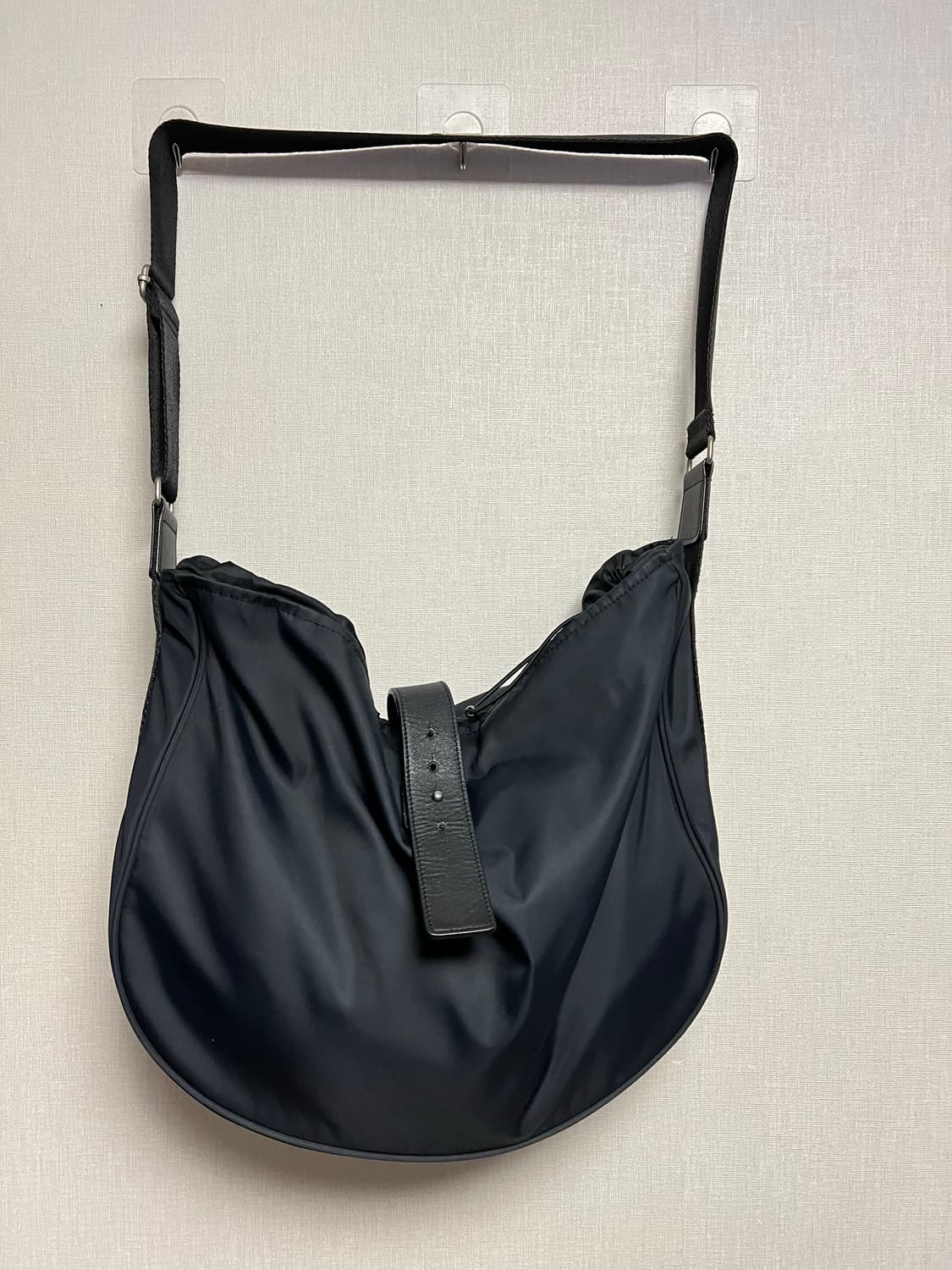 해칭룸 웨이비백 나일론백 BLACK 상품이미지2