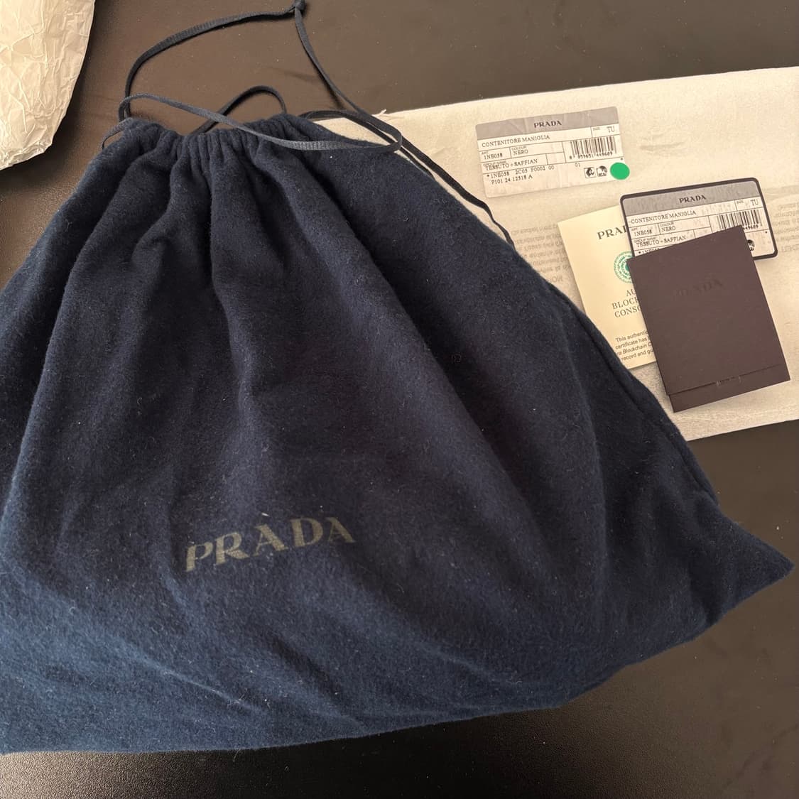 프라다 리나일론백 상품이미지8