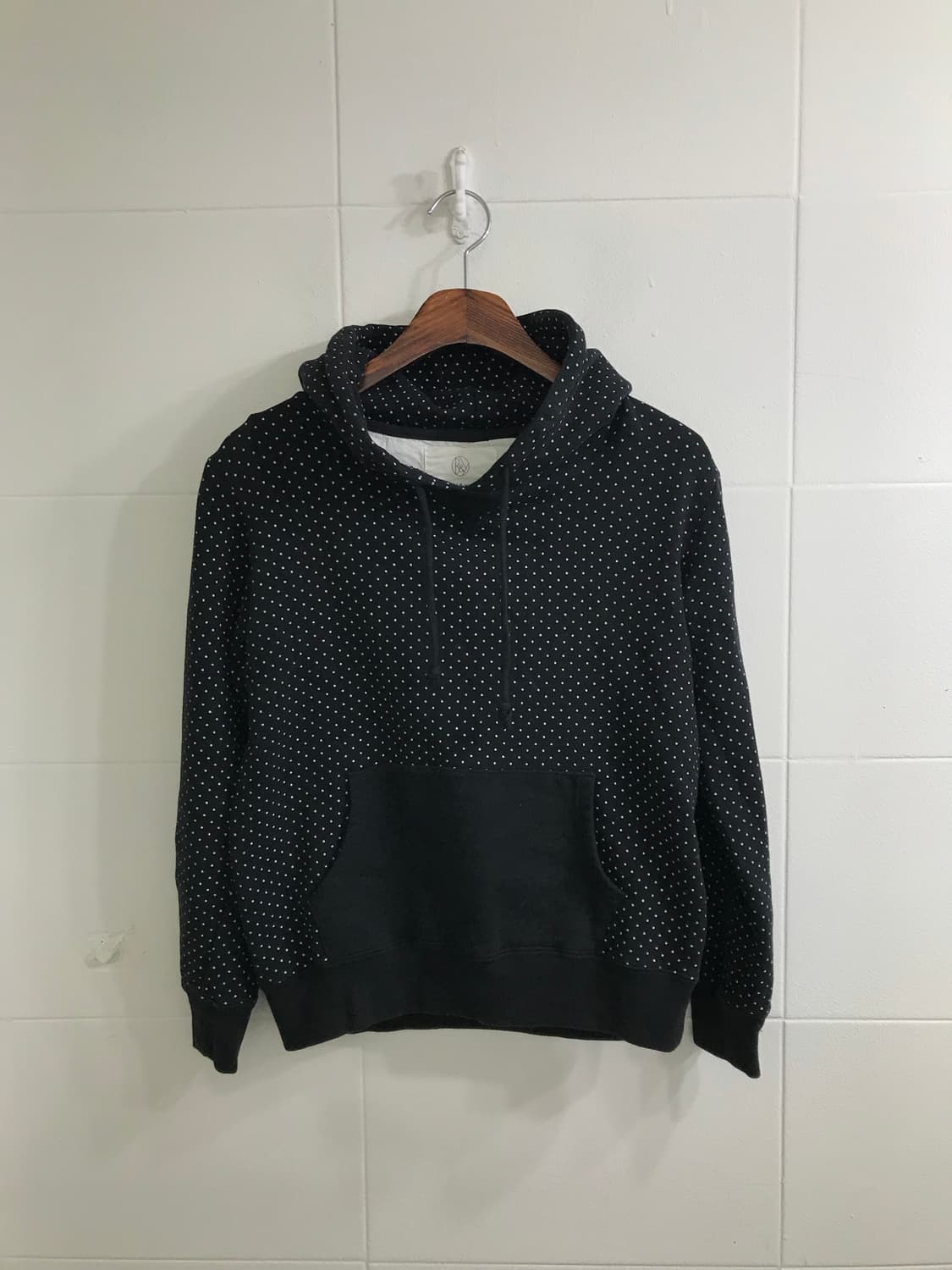 무채색 블랙 니혼진 도트 빅버튼 패딩 코디세트 상품이미지5