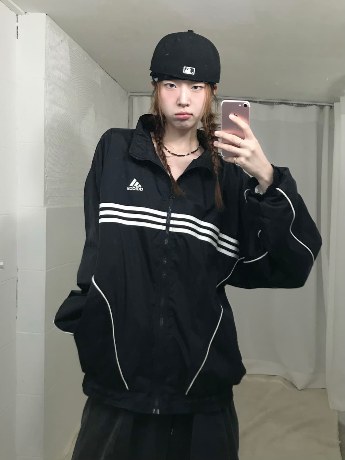 아디다스 트랙 파이핑 블랙 윈드 브레이커 바람막이 상품이미지2
