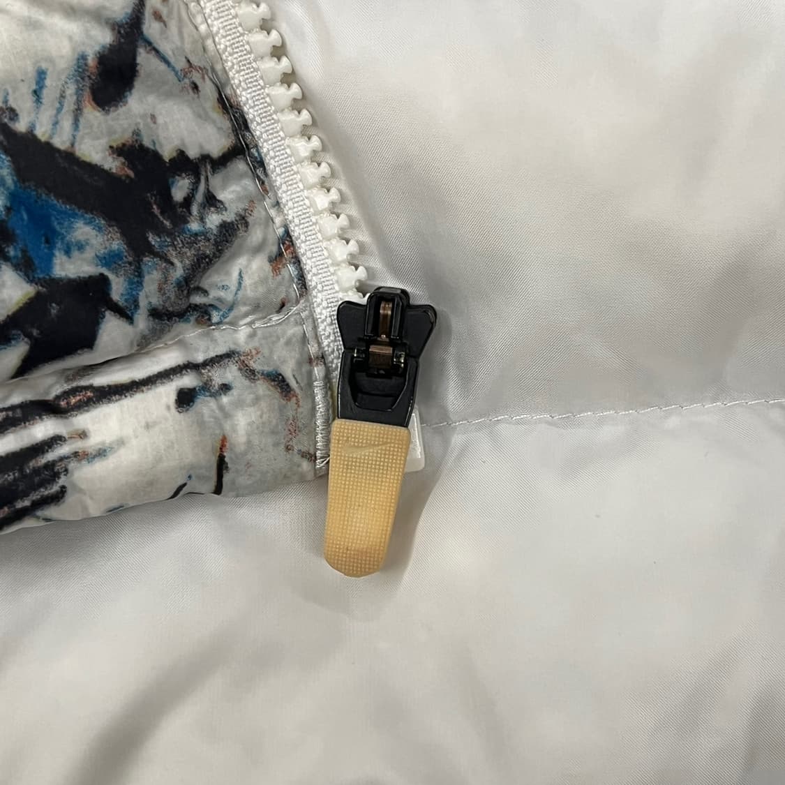 [정품/M] 나이키 화이트 패턴 숏 패딩 점퍼 b10 상품이미지8