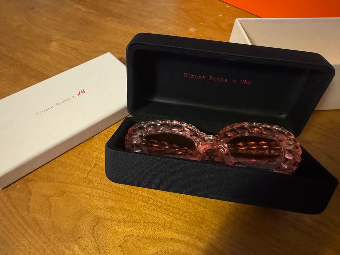 🌸 Simone Rocha x H&M Pink Sunglasses 🌸 상품이미지5