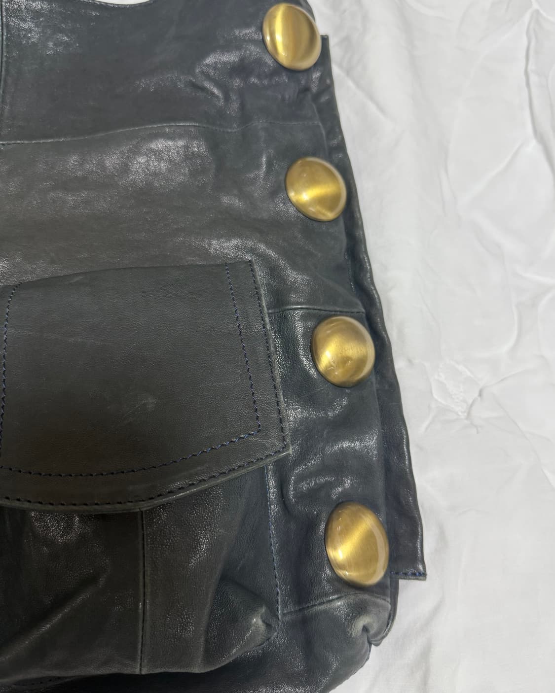 블랙 레더 숄더백 상품이미지4