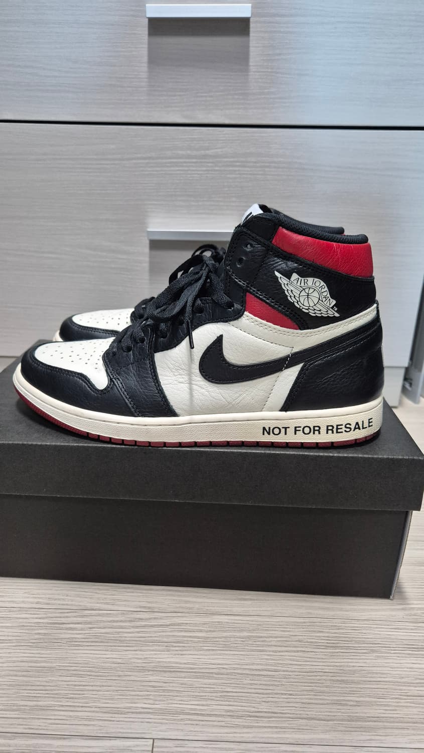 [285, 중고] 조던1 낫포리셀 레드 상품이미지3