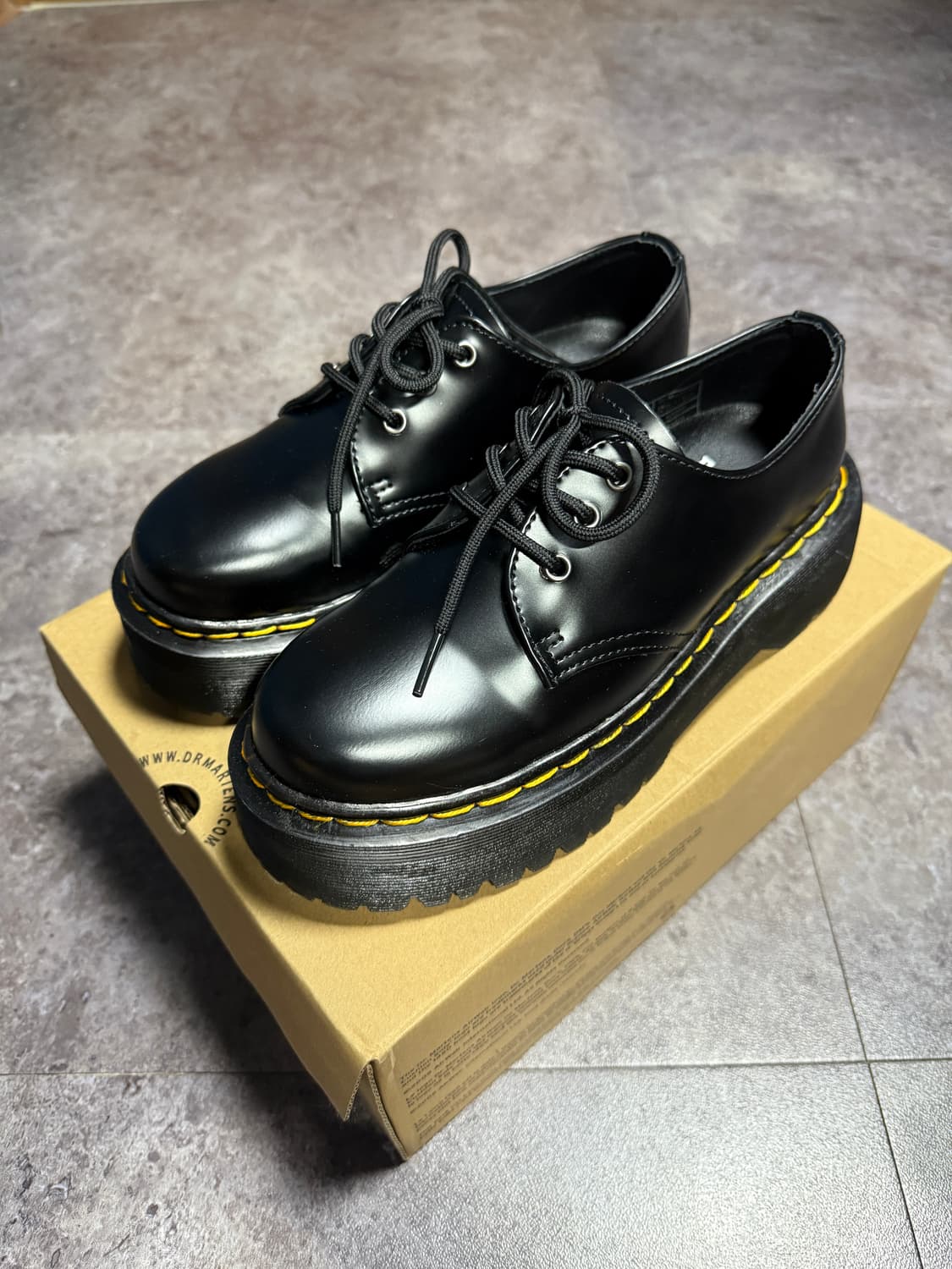 닥터마틴 1461 쿼드 uk5.5 245 박스풀 상품이미지1