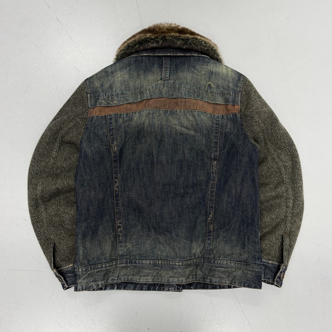 버커루 Y2K 락 펑크 퍼 니트도킹 데님자켓 상품이미지3