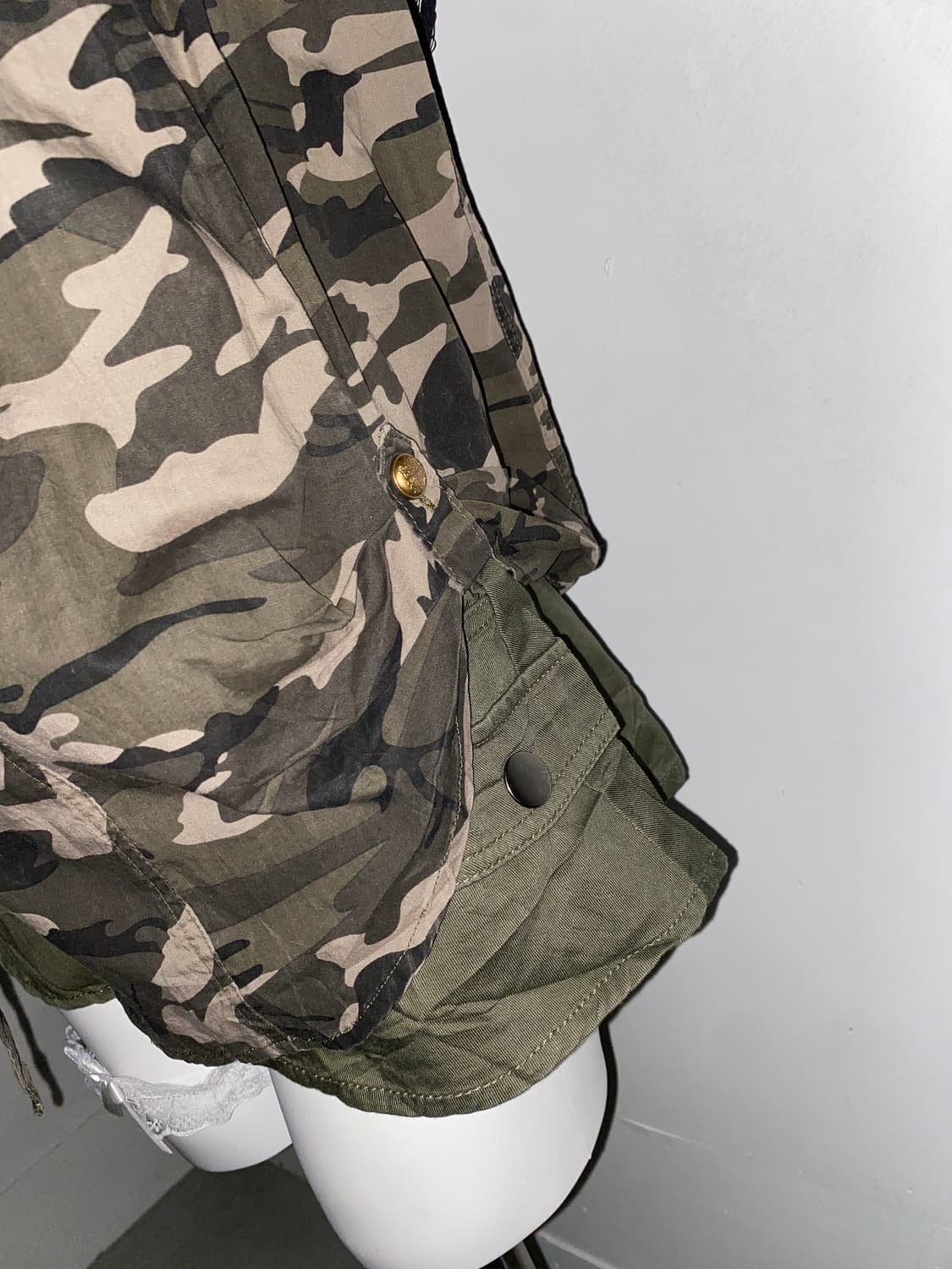 ꒰ঌ 스카이봄버 카모플라쥬 골드 버튼 셔츠 ໒꒱ 상품이미지7