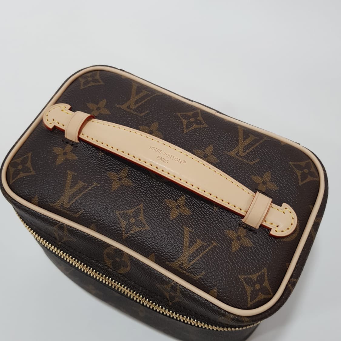 26년 새상품!루이비통 모노그램 니스미니  상품이미지5