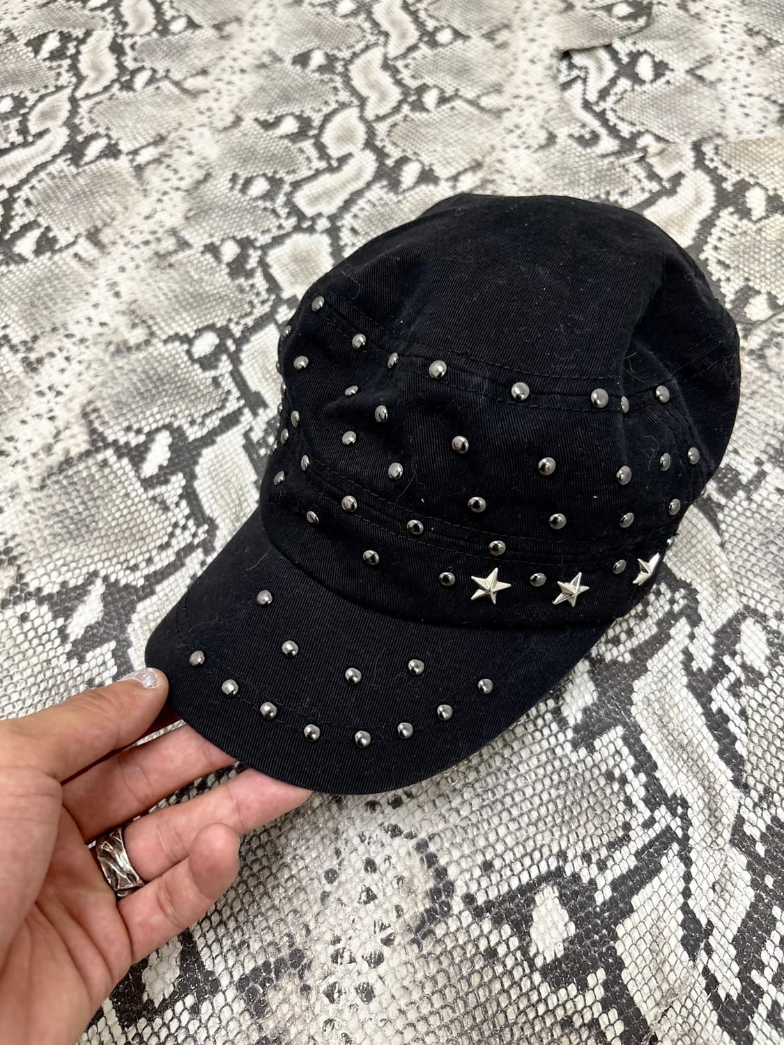 “Vintage” Y2K Star Stud Cap 상품이미지2
