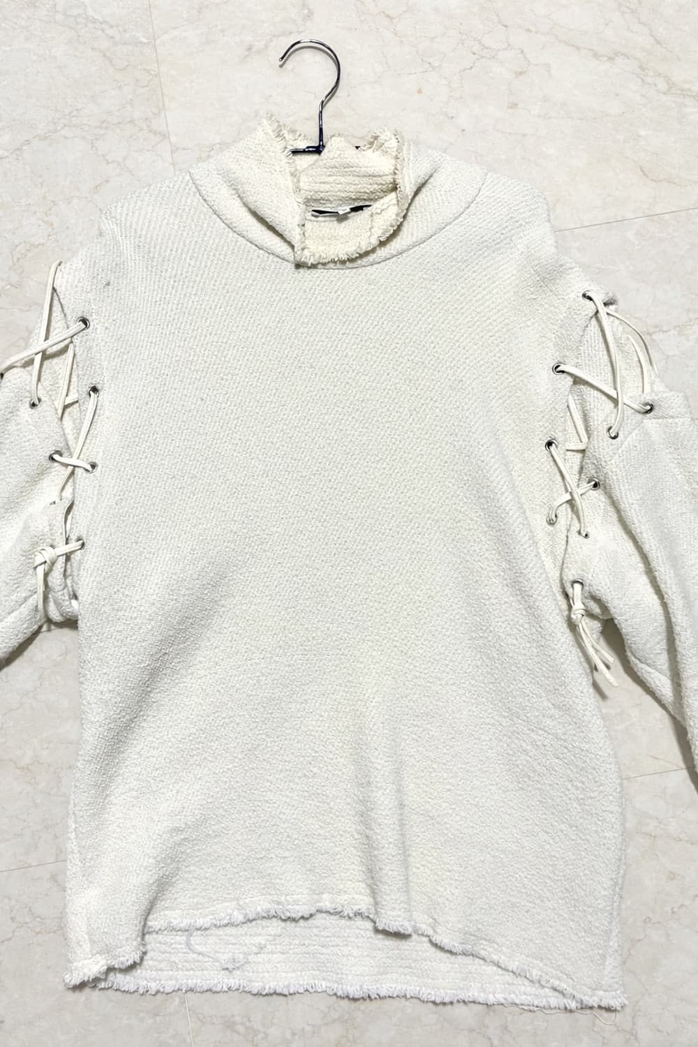 이로 아이보리 니트 상품이미지1