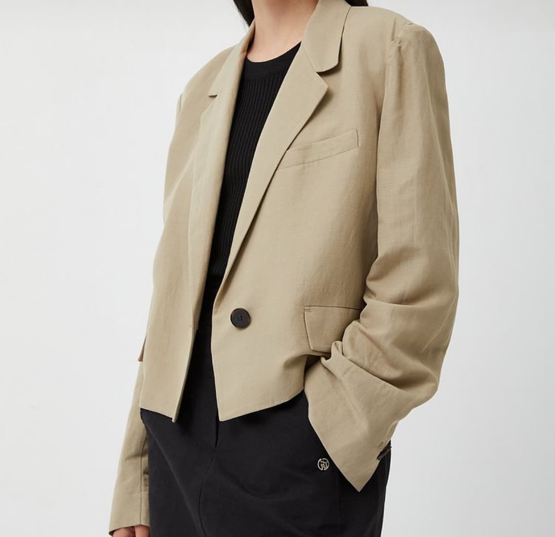 [Studio Tomboy]스튜디오톰보이 크롭 원버튼자켓(라이트베이지) 상품이미지4