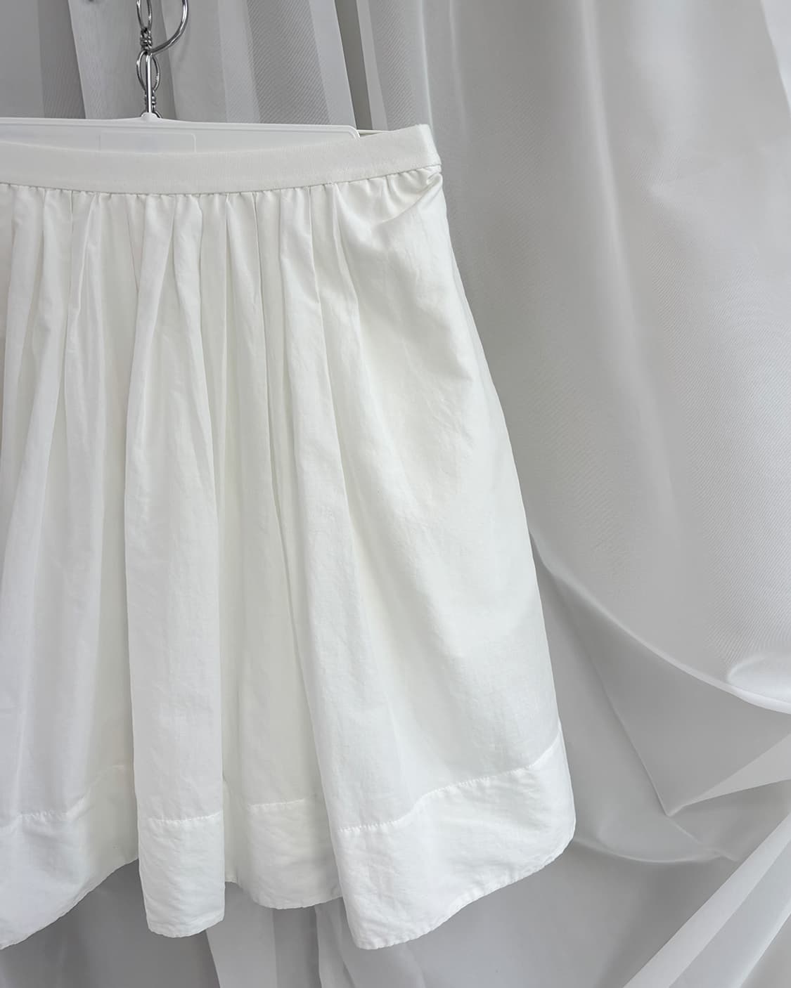 uniqlo summer white flare skirt 상품이미지9