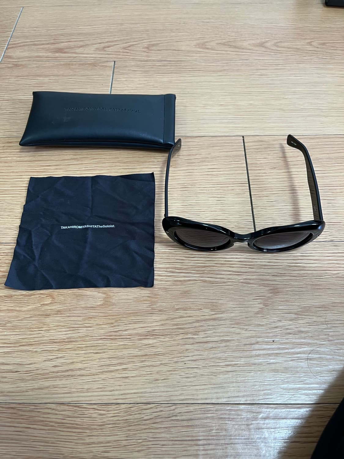 솔로이스트 커트 선글라스 상품이미지1