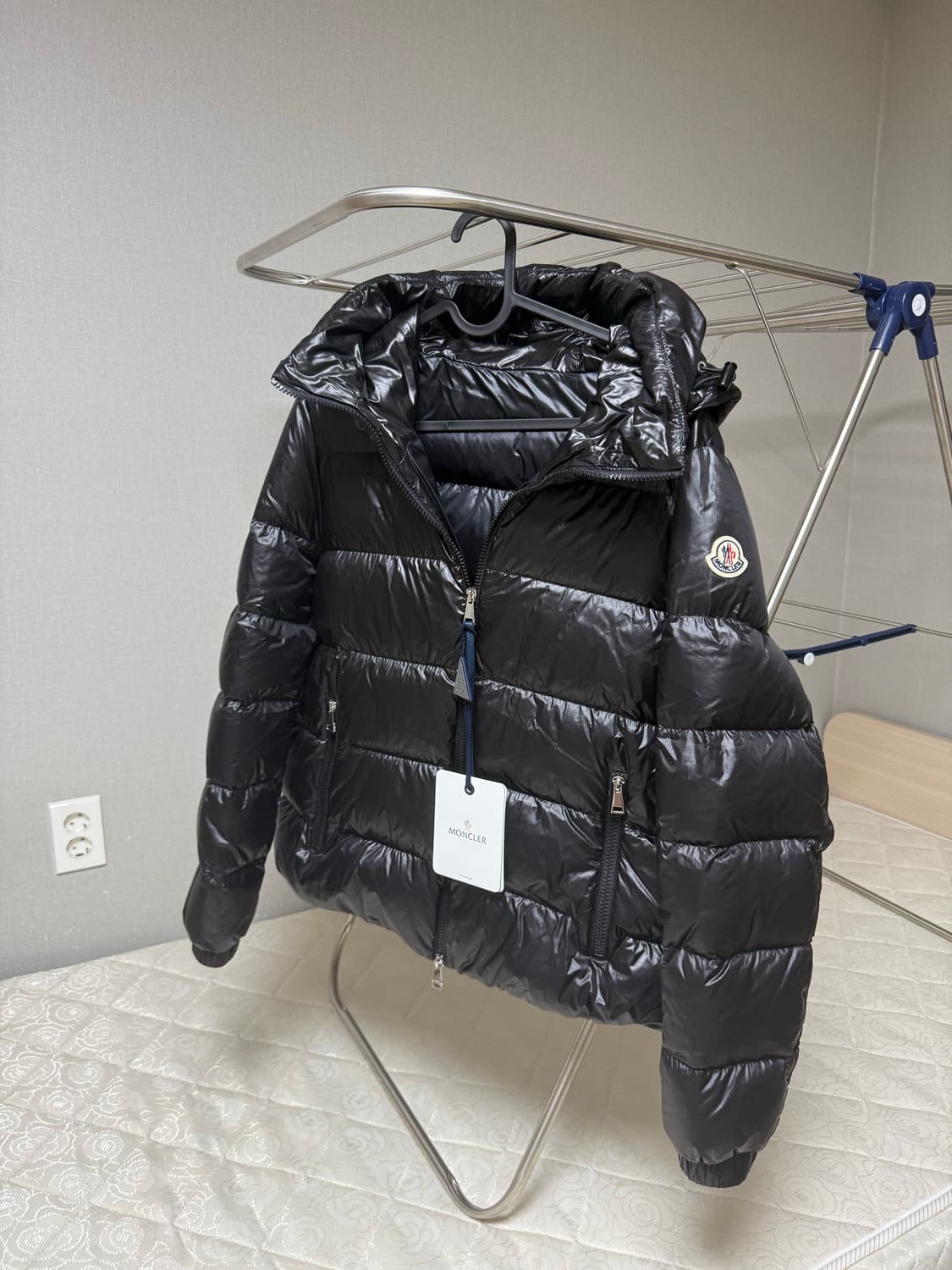 몽클레어 패딩 블랙 상품이미지5