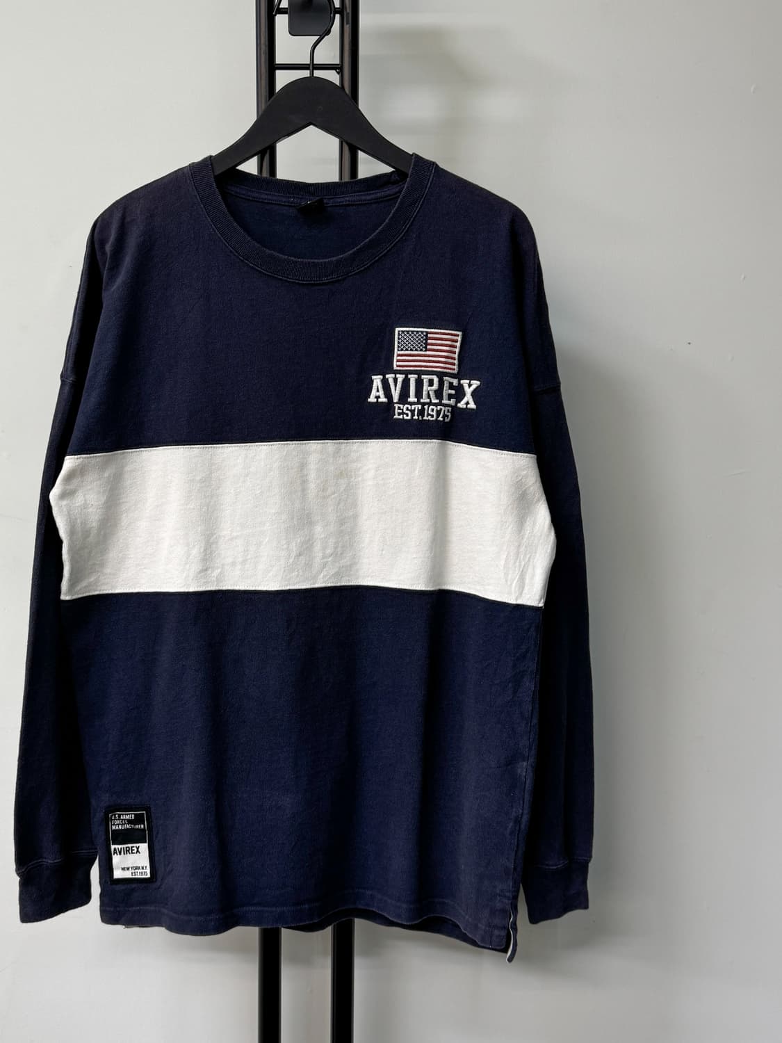 아비렉스 백 스펠 로고 롱슬리브 상품이미지2