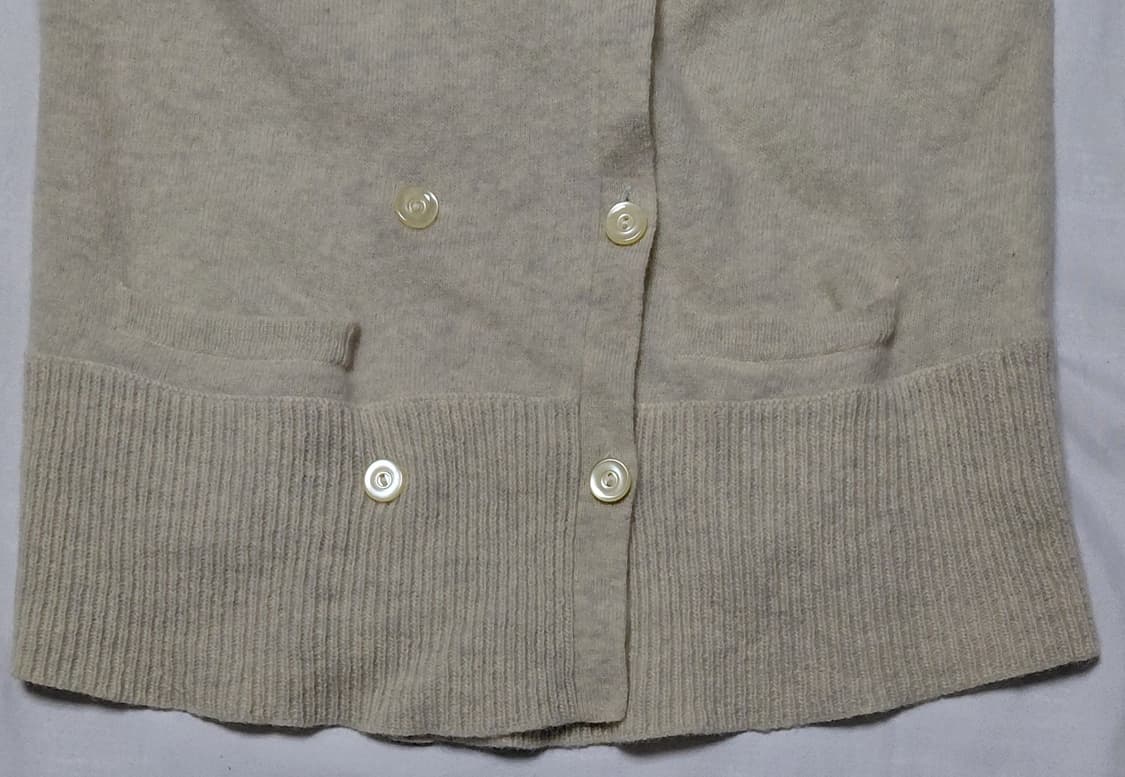 [HUMAN WOMAN] 정품 울 100% 더블 버튼 가디건 (사이즈 M 상품이미지3