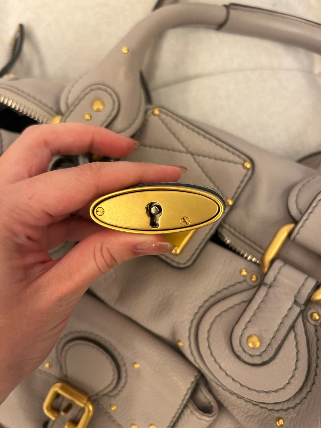 끌로에 패딩턴백 그레이 가죽 상품이미지3