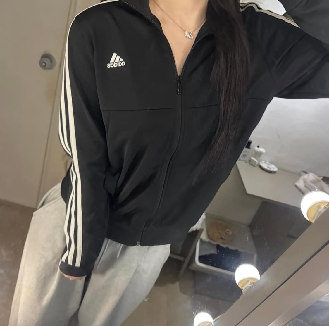 아디다스 삼선 트랙탑 져지 🤍🖤 상품이미지1