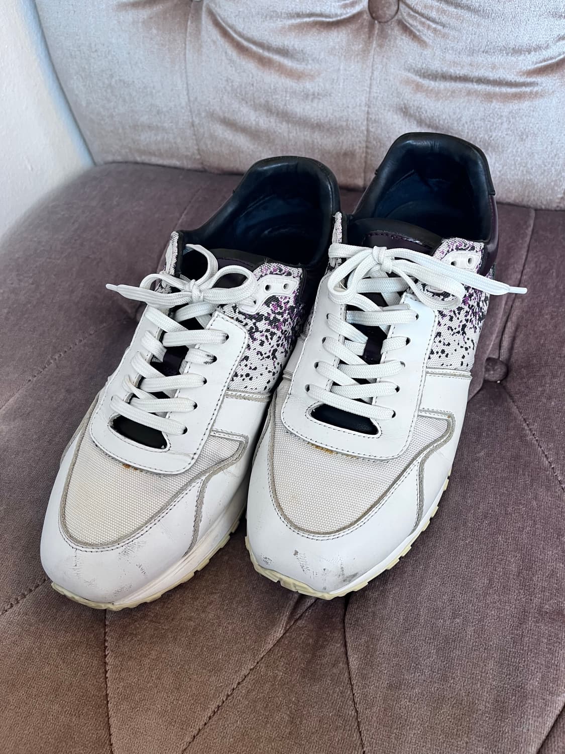 루이비통 남성 런어웨이스니커즈 상품이미지1