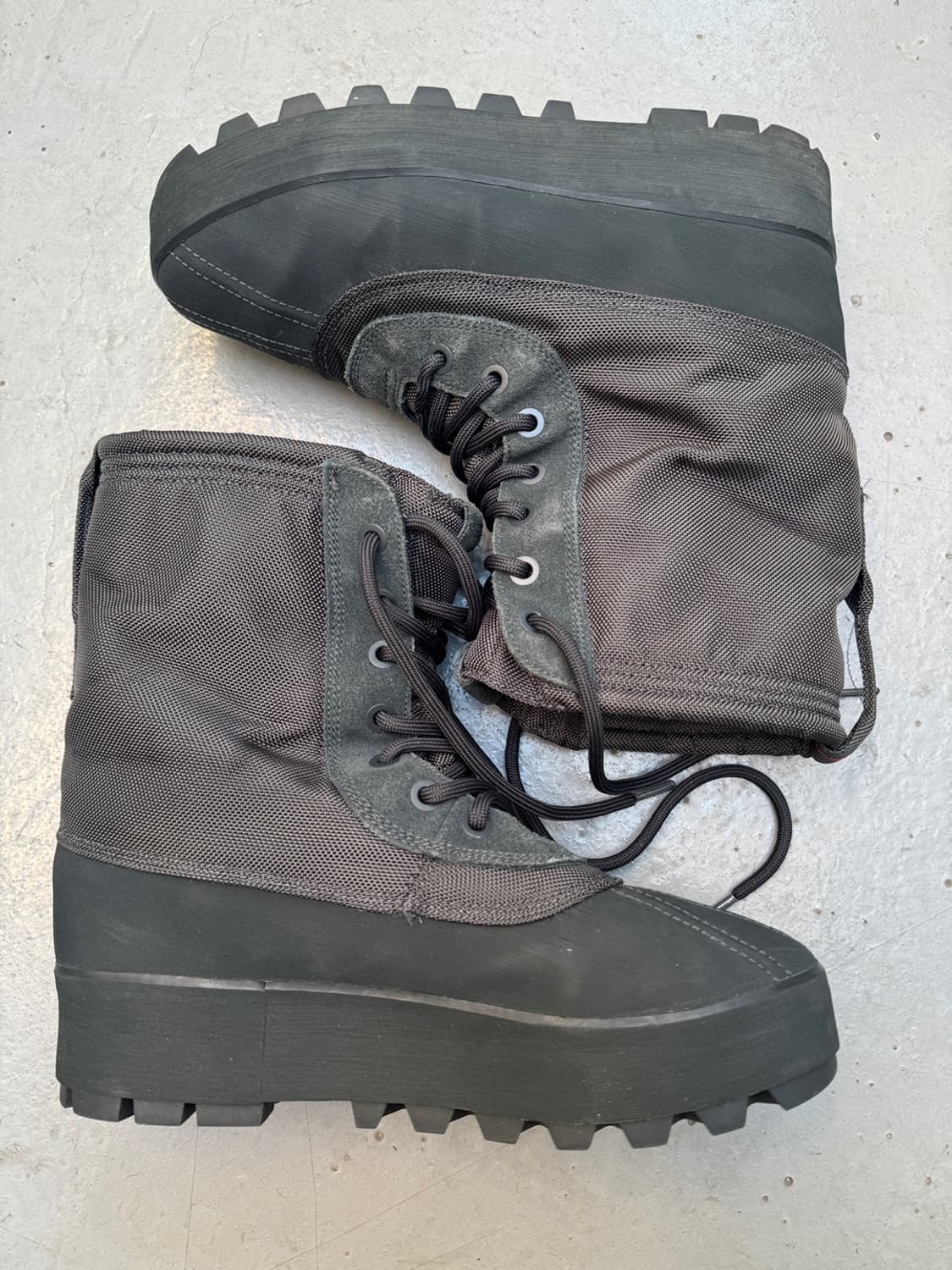 아디다스 이지 950 파이럿 블랙 OG ADIDAS YEEZY 950 P 상품이미지4