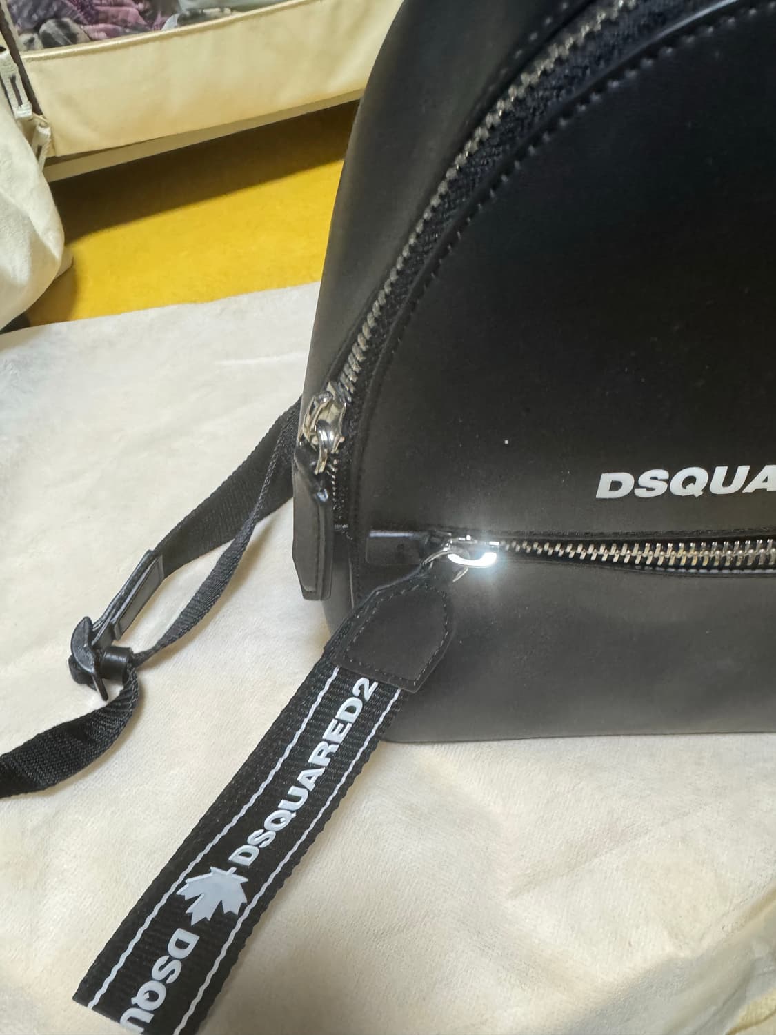 Dsquared2 미니백팩 상품이미지2