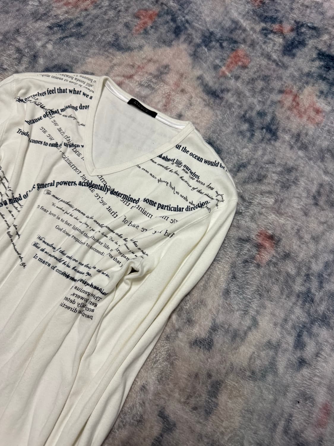Nicole club vkei lettering cut sew 상품이미지4