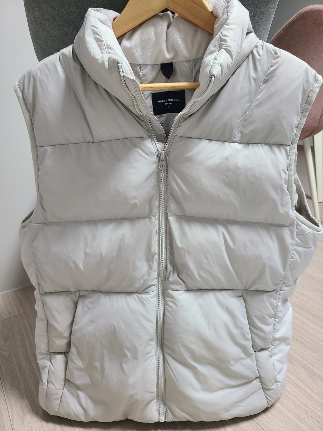 무신사 스탠다드 스포츠 패딩조끼 L 상품이미지4