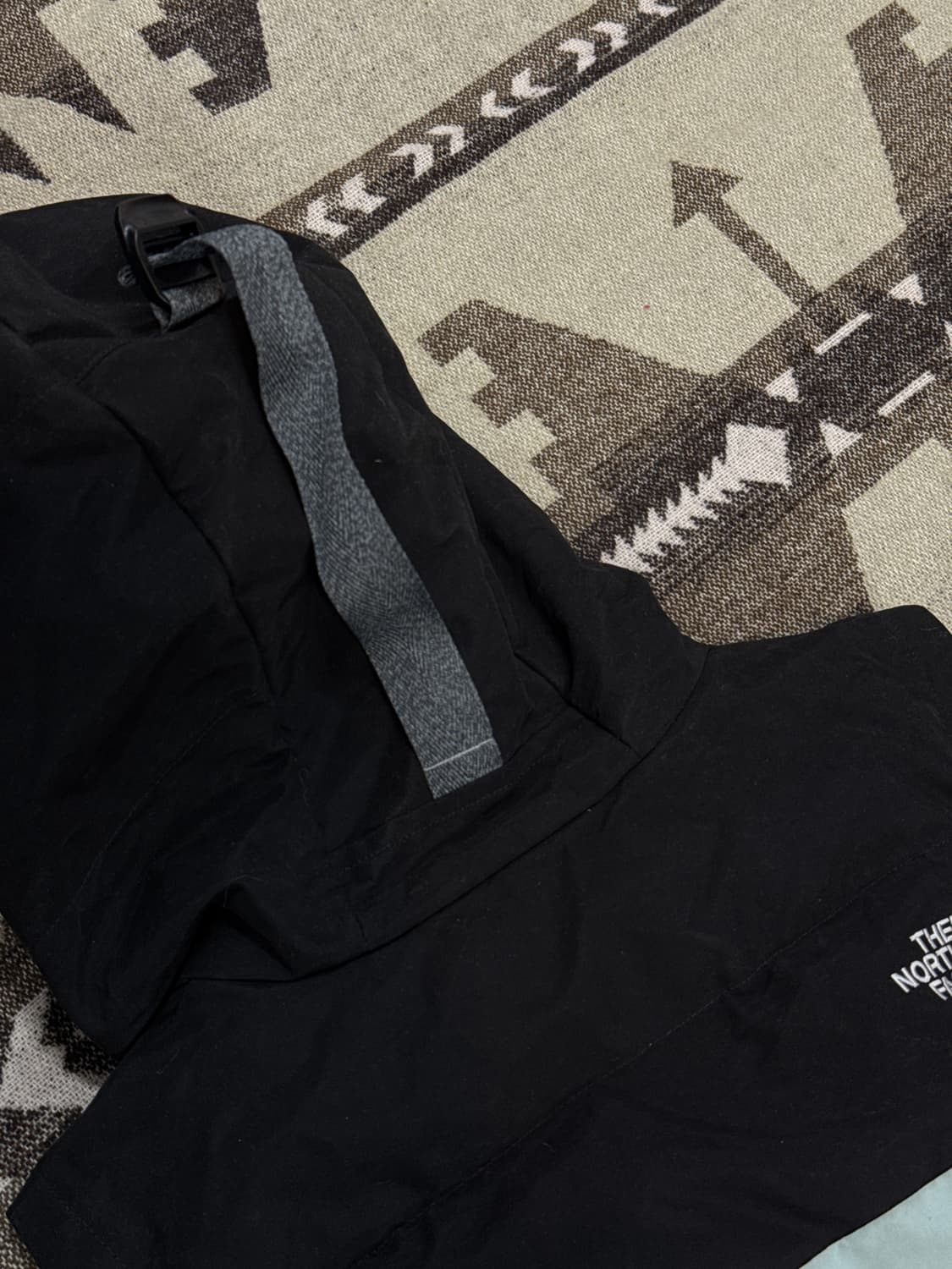 노스페이스 팔리 크리스탈 블루 다운 조끼 상품이미지8