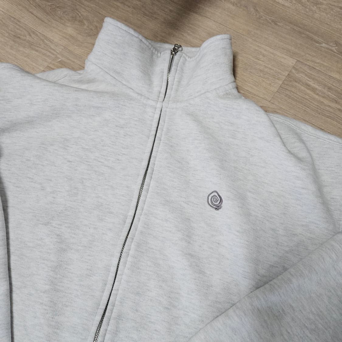 트래블 하이커 스웨트 집업 상품이미지3