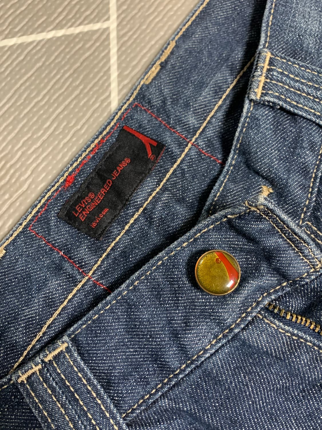 리바이스 로우라이즈 부추컷 워싱 데님 상품이미지4