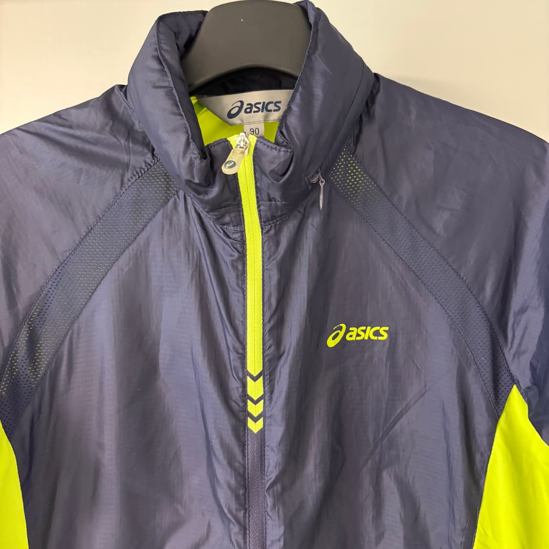 Asics navy windbreaker 상품이미지2