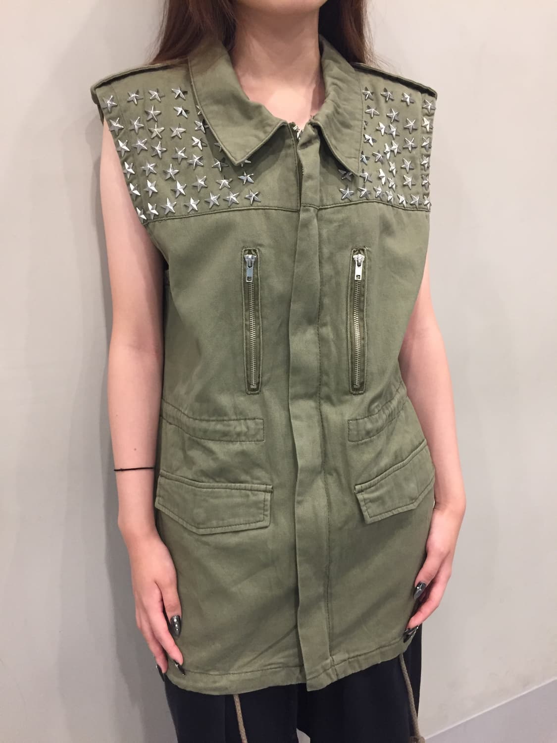 glad news star studded sleeveless jacket 상품이미지5